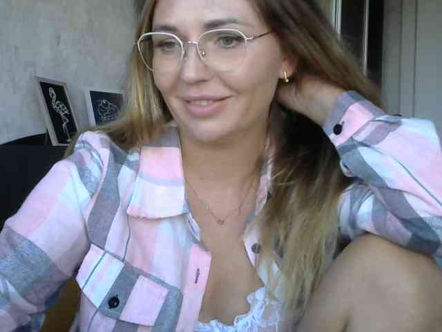 CuteFngelina CuteFngelina