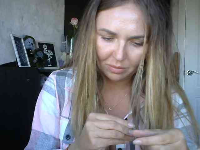 CuteFngelina