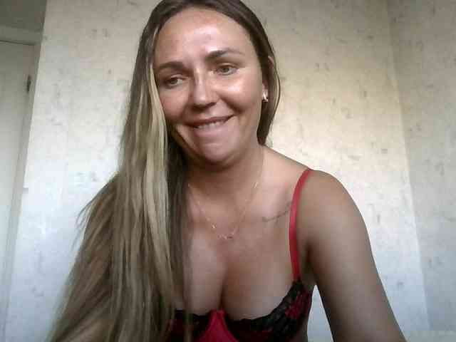 CuteAngelina webcam