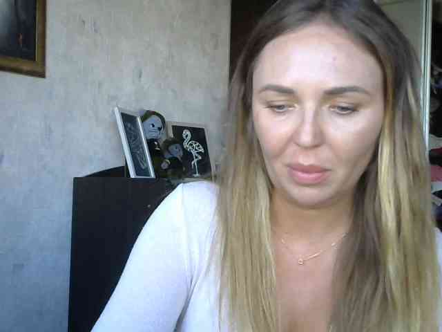 CuteAngelina webcam