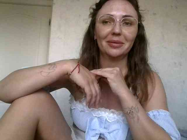 CuteAngelina webcam