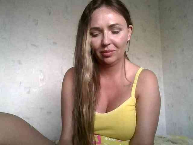CuteAngelina webcam