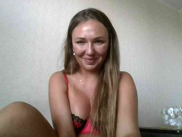 CuteAngelina webcam
