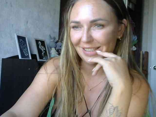 CuteFngelina CuteFngelina