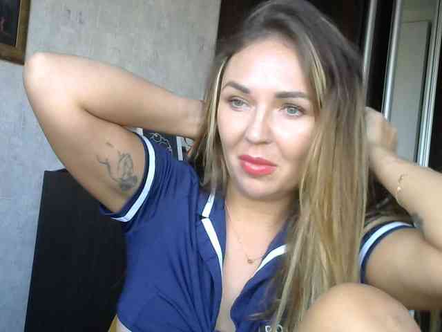 CuteFngelina CuteFngelina