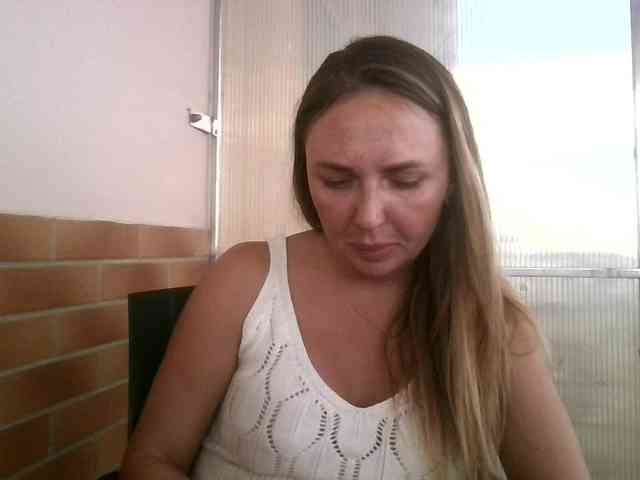 CuteAngelina webcam