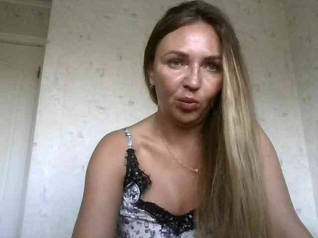 CuteAngelina webcam