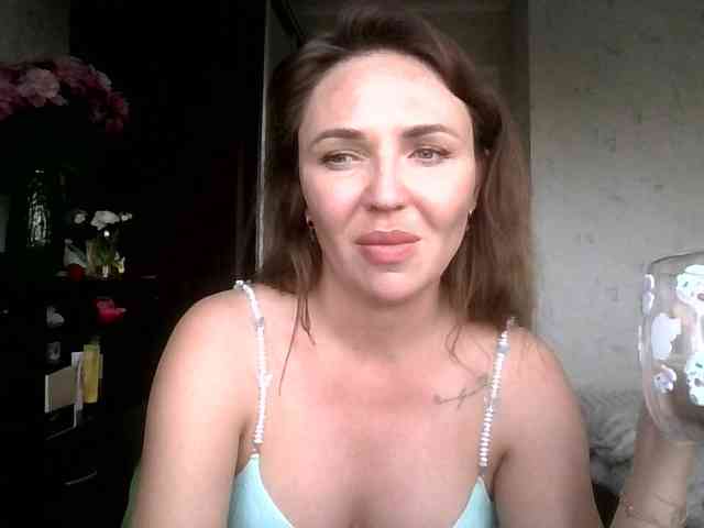 CuteAngelina webcam
