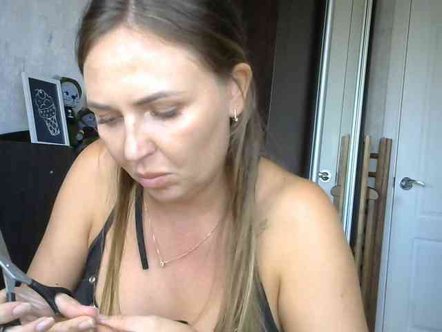 CuteAngelina webcam