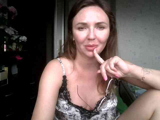 CuteAngelina webcam
