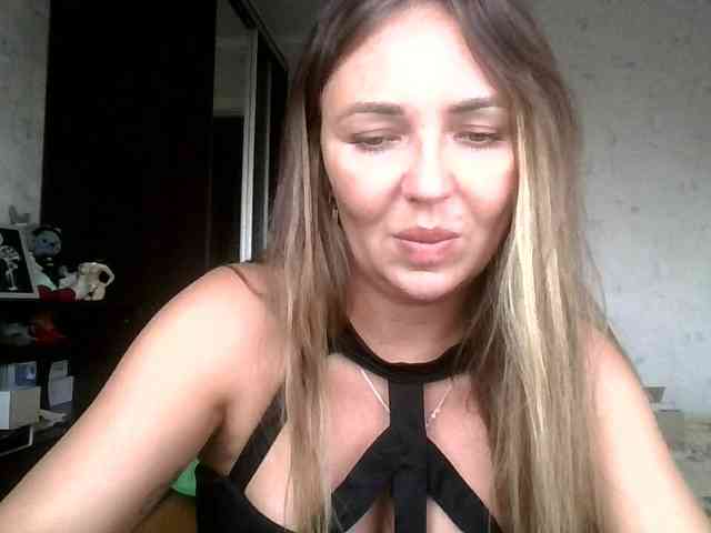 CuteAngelina webcam