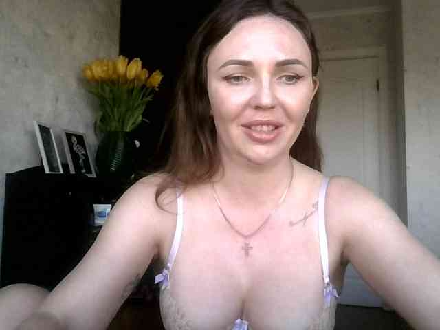 CuteAngelina webcam