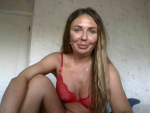 CuteAngelina webcam