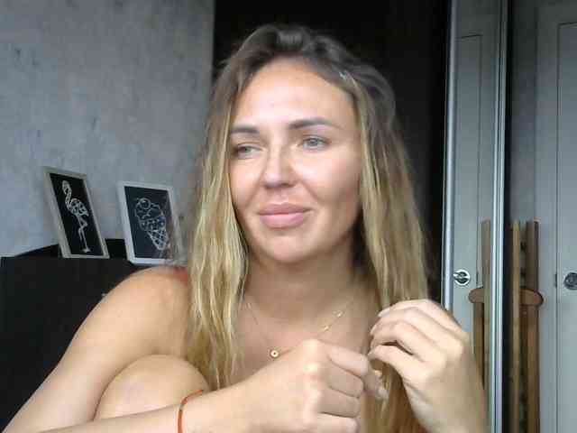 CuteFngelina CuteFngelina