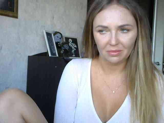 CuteAngelina webcam