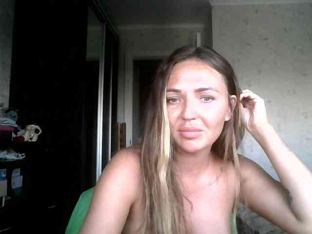 CuteFngelina CuteFngelina
