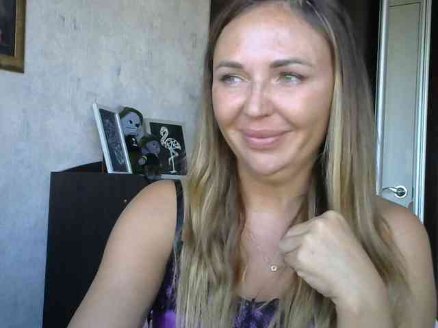 CuteFngelina CuteFngelina