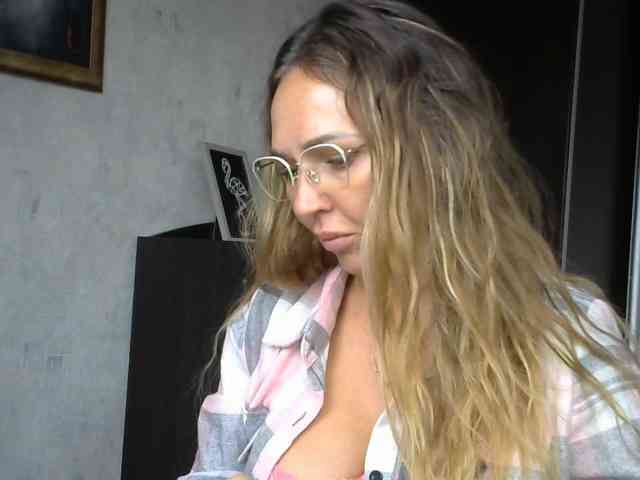 CuteFngelina