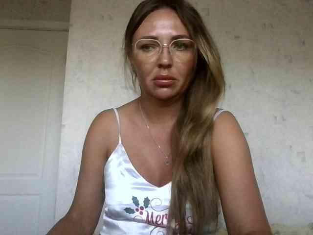 CuteAngelina webcam