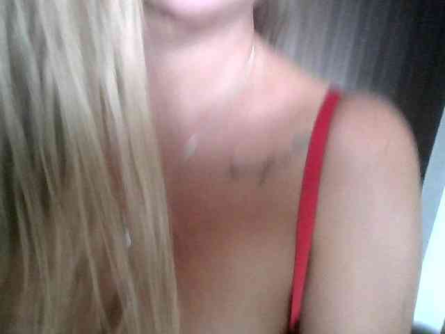 CuteAngelina webcam