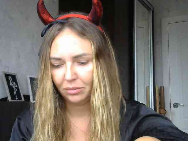 CuteFngelina CuteFngelina
