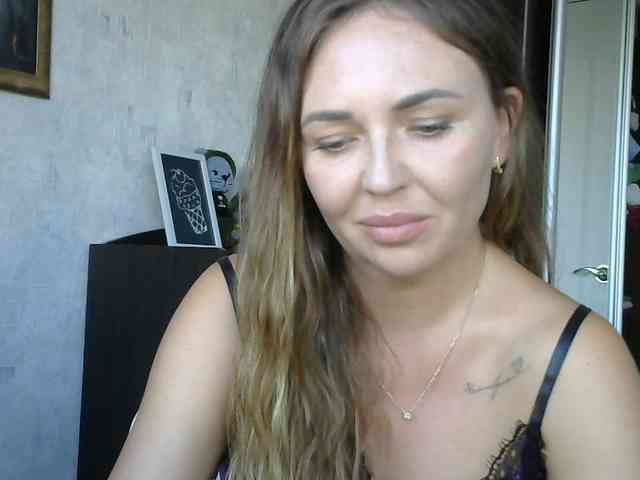 CuteAngelina webcam