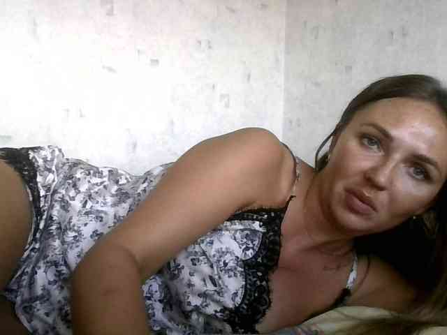 CuteAngelina webcam