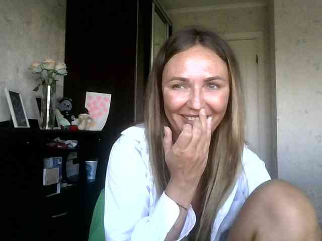 CuteAngelina webcam
