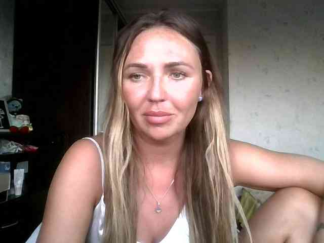 CuteAngelina webcam