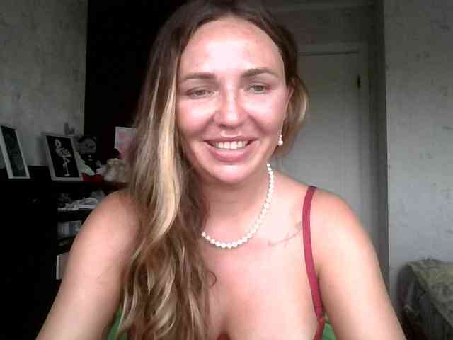 CuteAngelina webcam