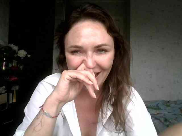 CuteAngelina webcam