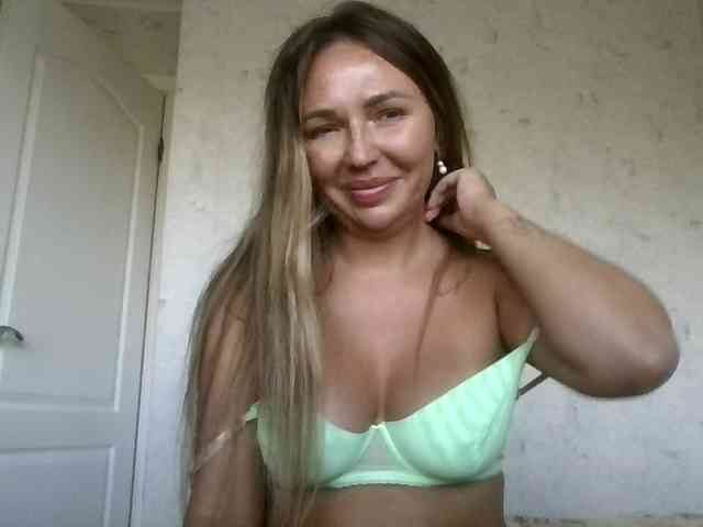 CuteFngelina CuteFngelina