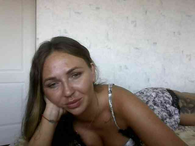 CuteAngelina webcam