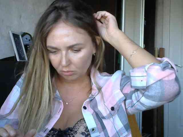 CuteFngelina