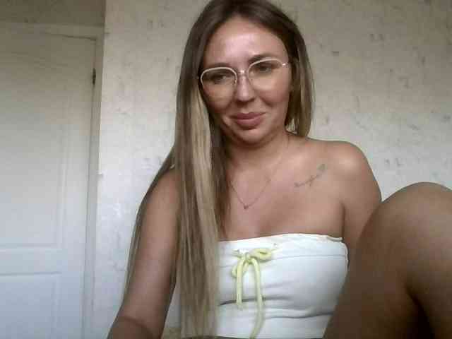 CuteFngelina CuteFngelina
