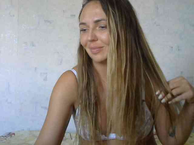 CuteAngelina webcam