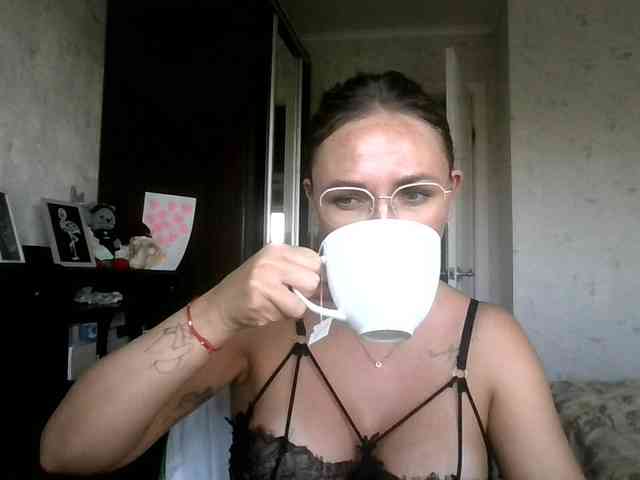 CuteAngelina webcam