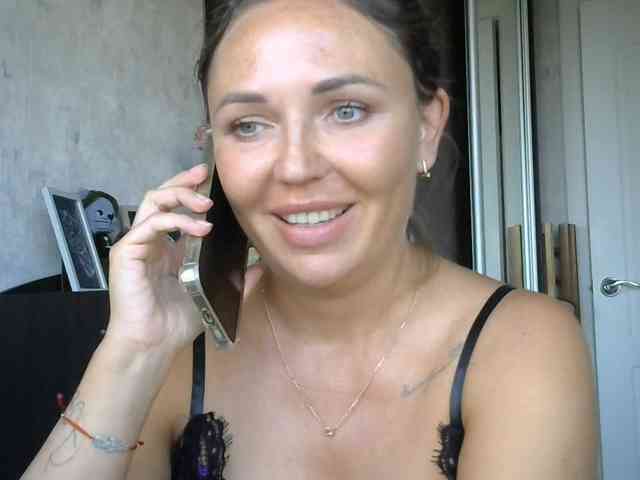 CuteAngelina webcam