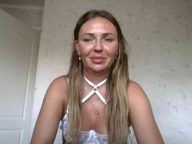 CuteAngelina webcam
