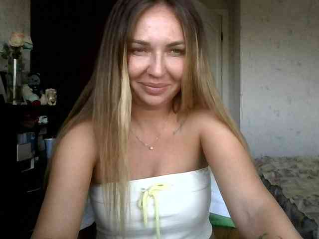 CuteAngelina webcam