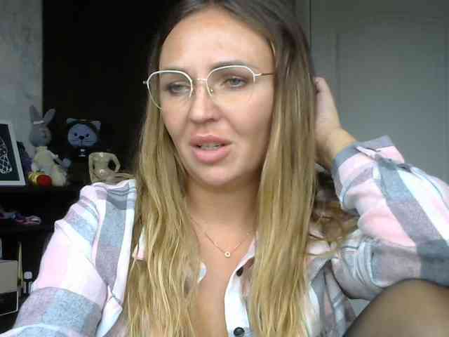 CuteFngelina
