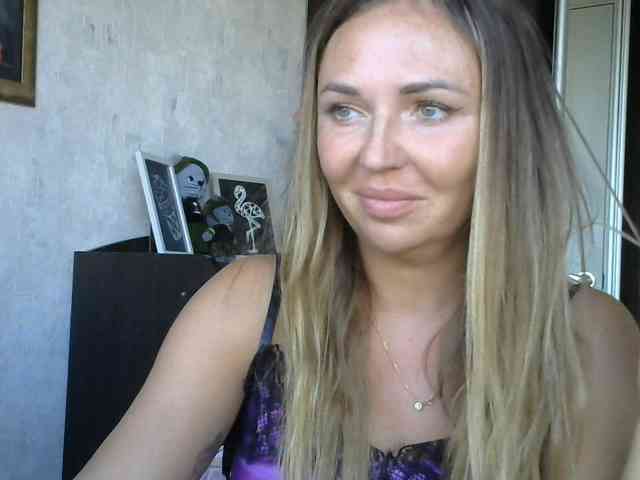 CuteAngelina webcam