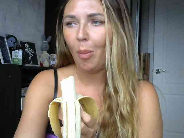 CuteAngelina webcam