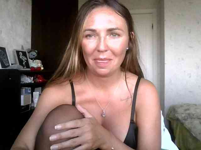 CuteAngelina webcam