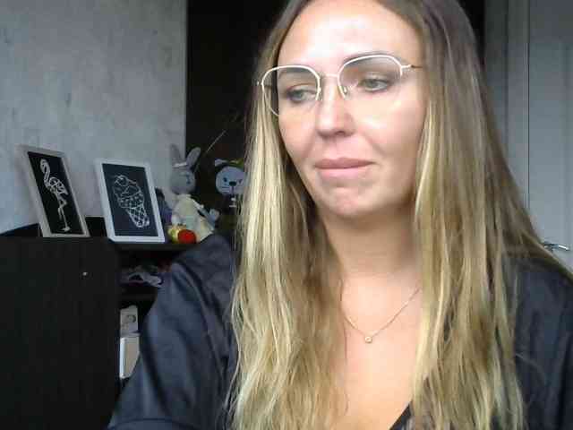 CuteFngelina CuteFngelina
