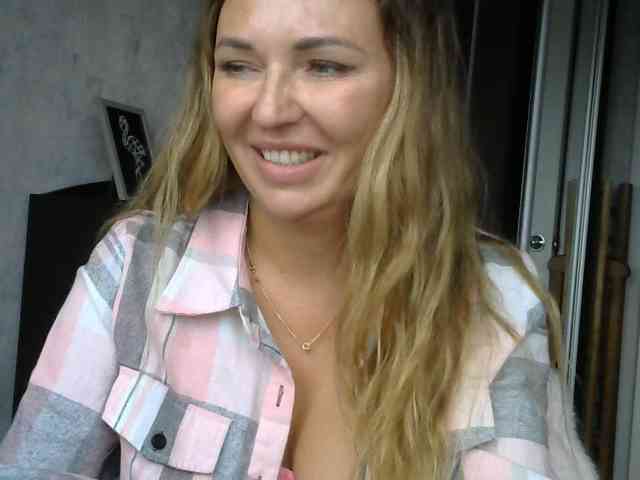 CuteFngelina CuteFngelina