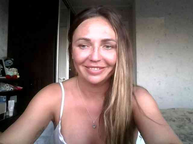 CuteAngelina webcam