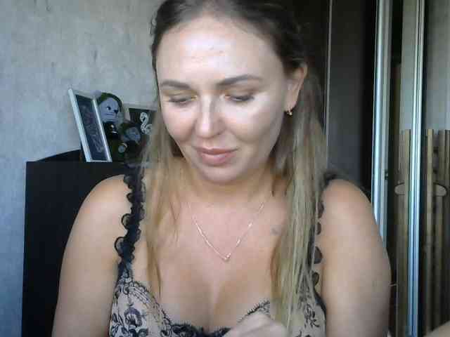 CuteAngelina webcam