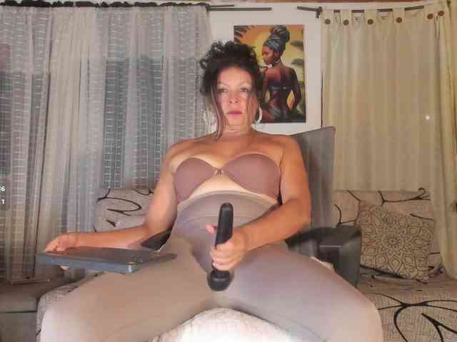 marcela47 webcam