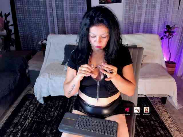 marcela47 webcam